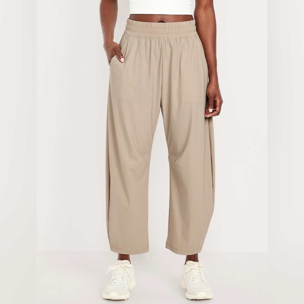 High waisted sleek tech barrel ankle pants - Picture 3 of 5